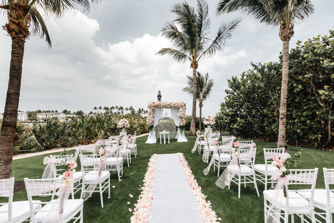 Beautiful, private luxury Florida Wedding Decorations by Wedding Bells and Seashells.