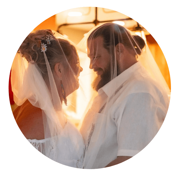 Wedding Bells & Seashells couple